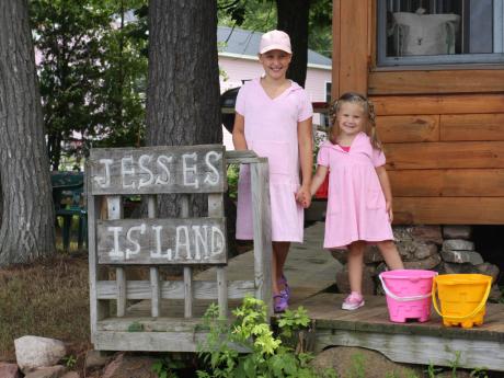 Mia and Anna on Jesse’s Island