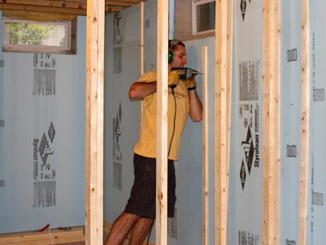 Hammer drilling
